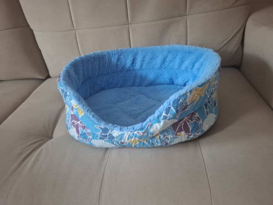 Продам лежанку для кошки