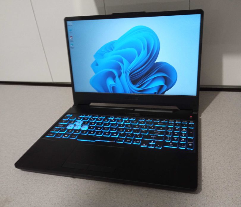 Laptop Gaming RTX 3050 ASUS led 144Hz placa video dedicata NVIDIA 16GB