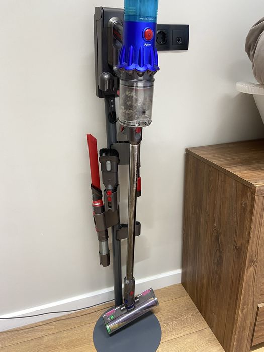 Пылесос Dyson v15