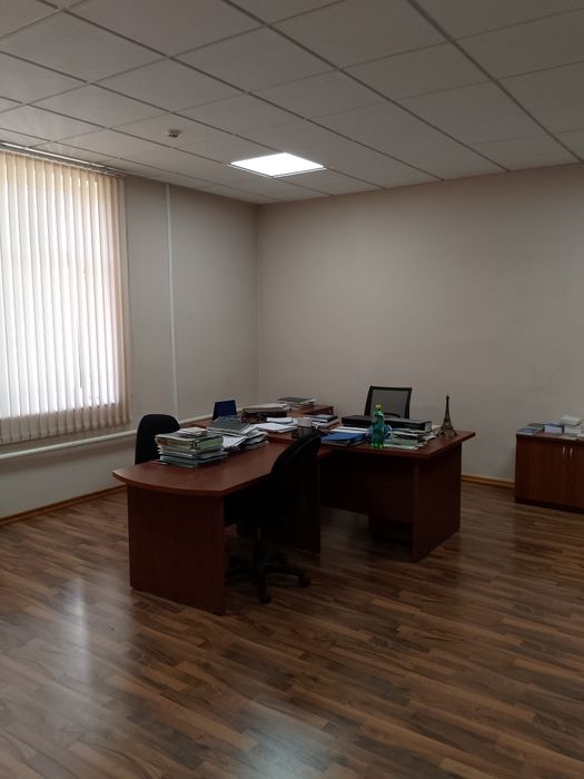 Ул Алишера Навоий 2линия 36м² 2кабинета 1этаж ор с мебелью Юр адреса