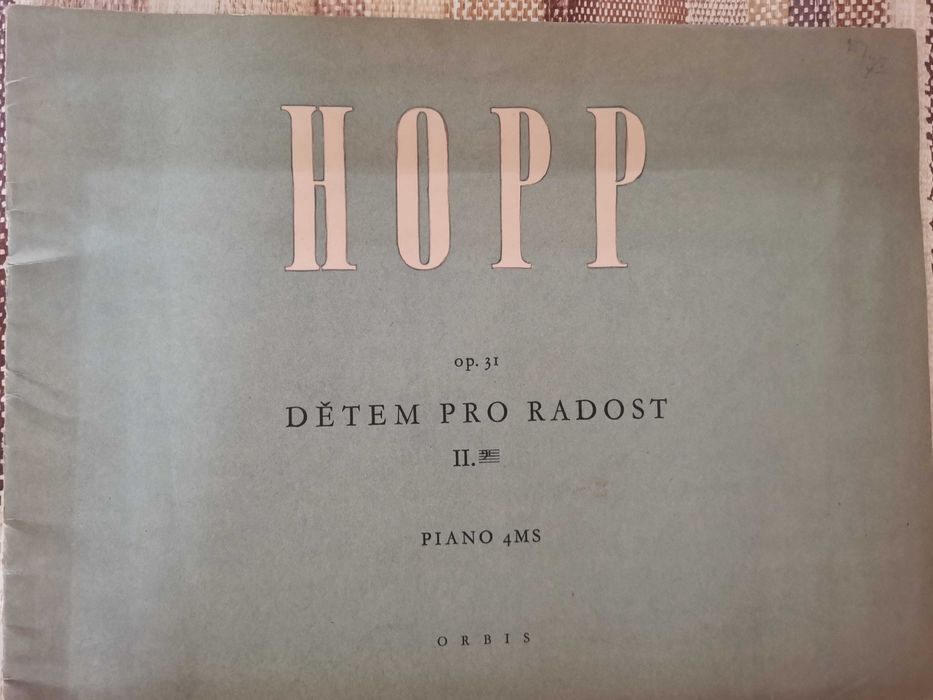 Музикални книги на различни автори