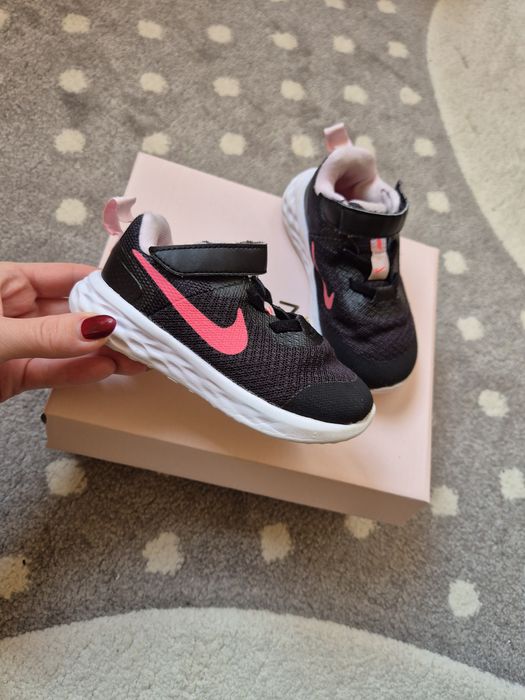 Детски маратонки Nike Revolution 6