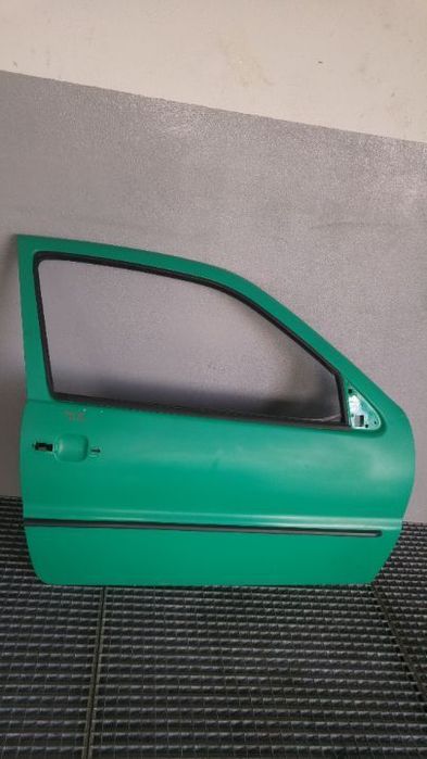 usa portiera dreapta vw polo 2 usi 1995