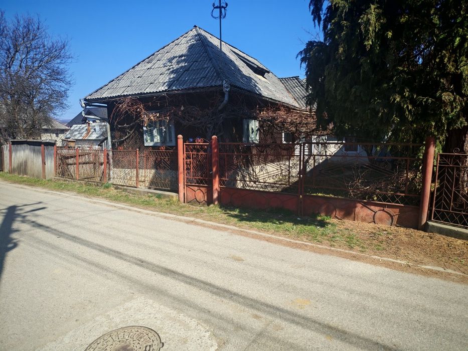 Casa de vanzare dragomiresti