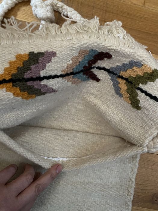 Straita tesuta din lana