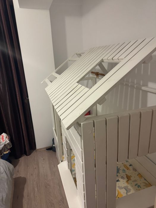 Pat Căsuță Copii Lemn Masiv, Alb, cu Spațiu de Joacă și Depozitare