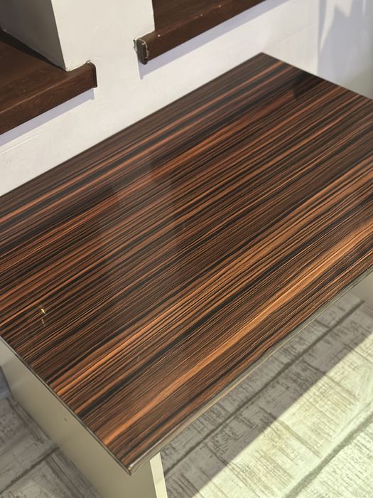 Журнальный столик