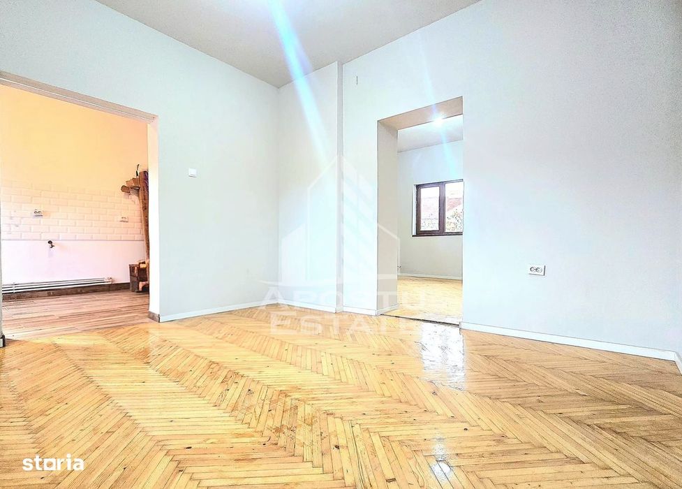 Apartament cu 2 camere, 90 mp construiti, Zona Centrala — fotografia 3