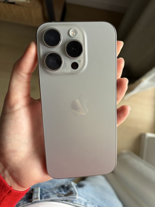 Iphone 15 Pro, stare impecabila