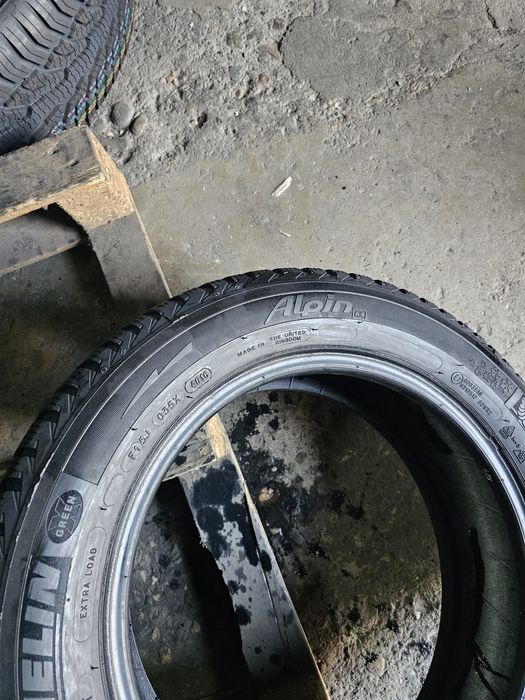 2 anvelope iarna 185 60 15 Michelin