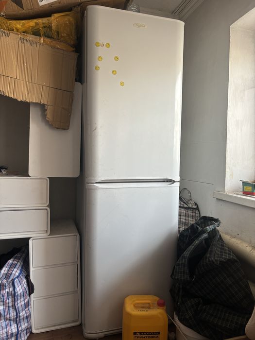 Холодильник  бирюса