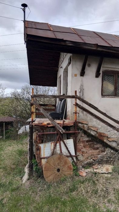 Продава се Къща в с. Кременик, Област Кюстендил - 25 кв.м за 857 €/кв.м - Снимка #8