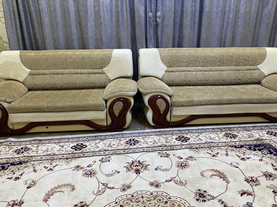 Срочно продается диван