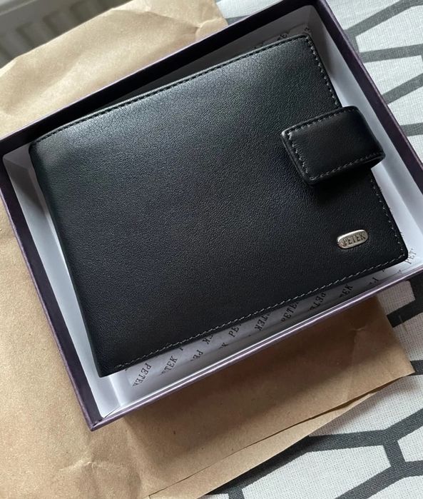 Petek Портмоне мужское натуральная кожа