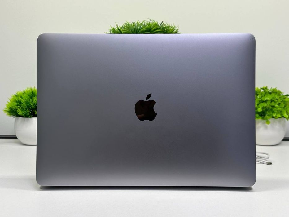 MacBook Air 2020 M1 SSD 256 Ram 8..