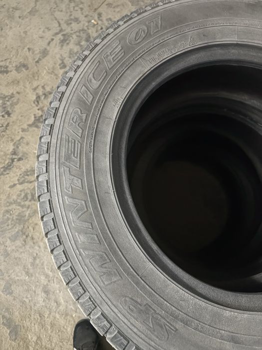 Продам резину диаметр 215/70 R16