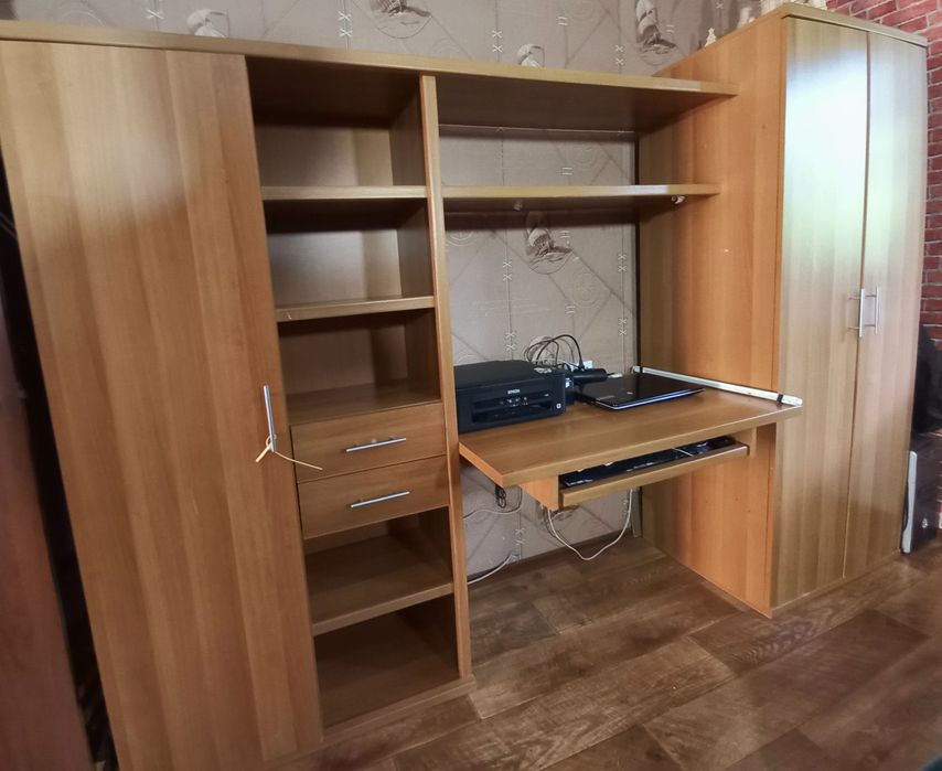 Детская стенка (шкаф)