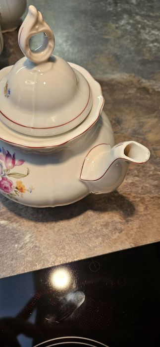 Порцелан - три кани