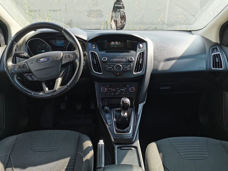 Ford Focus Titanium 1.5 Diesel 120CP • 2015 • 6000€ Negociabil