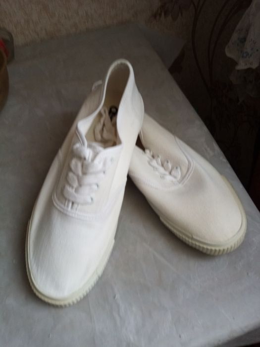 Кроссовки мужские