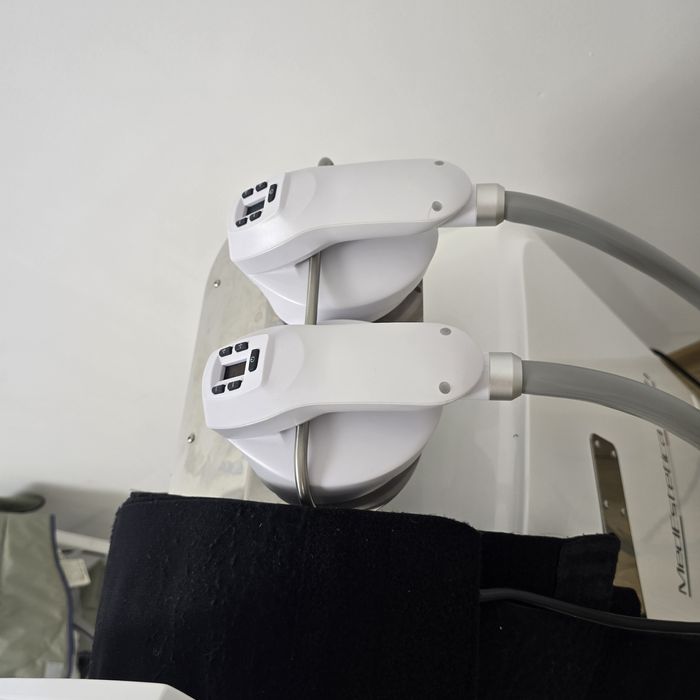 Vand aparat electrostimulare musculara in câmp magnetic  Magnetiq