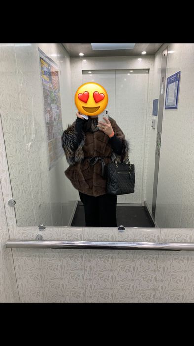 Стильная норковая шуба.