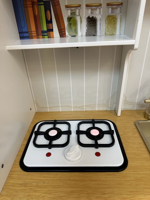 Детская кухня из дерево