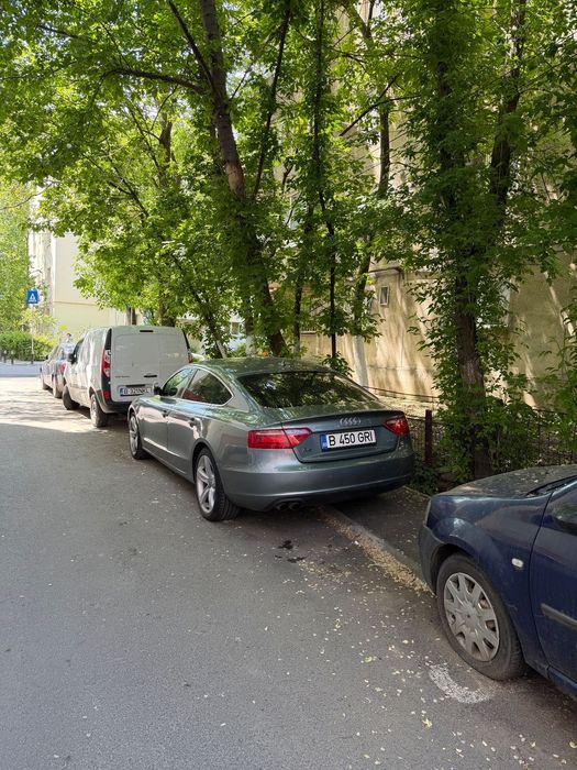 Audi A5 Sportback Audi A5 sportback 2.0 diesel impecabil cu Day Run Light