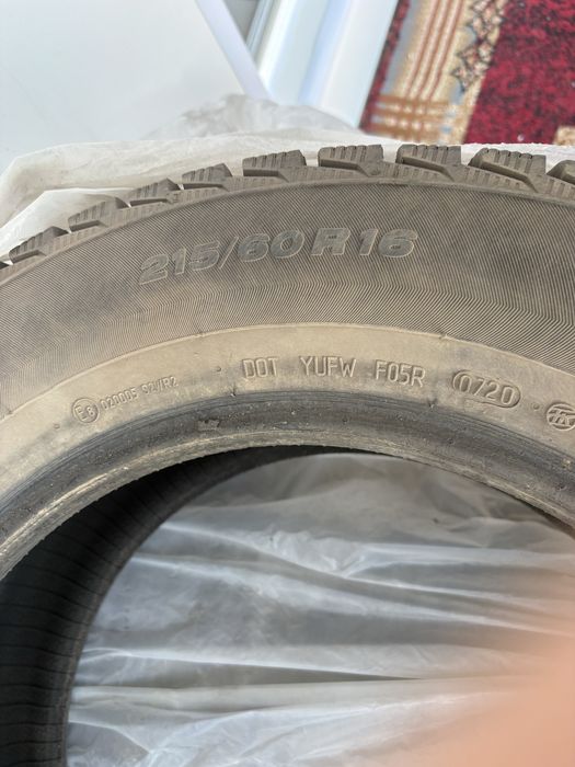 Продам шипы авто шина