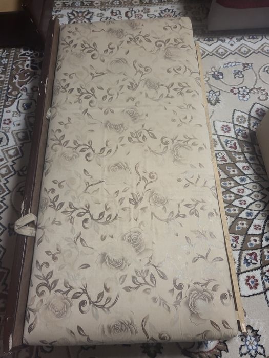 Продам диван + кресло 20.000