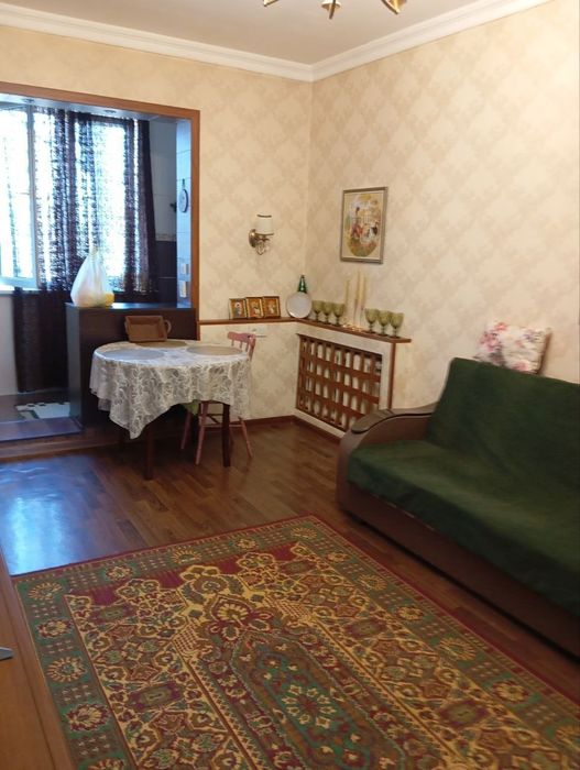 2 комнатная переделанная в 3. Чиланзар 17. Ор-р Парламент