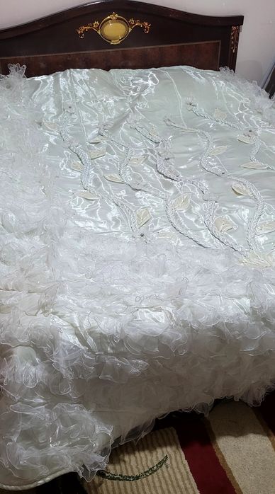 Продам свадебное покрывало