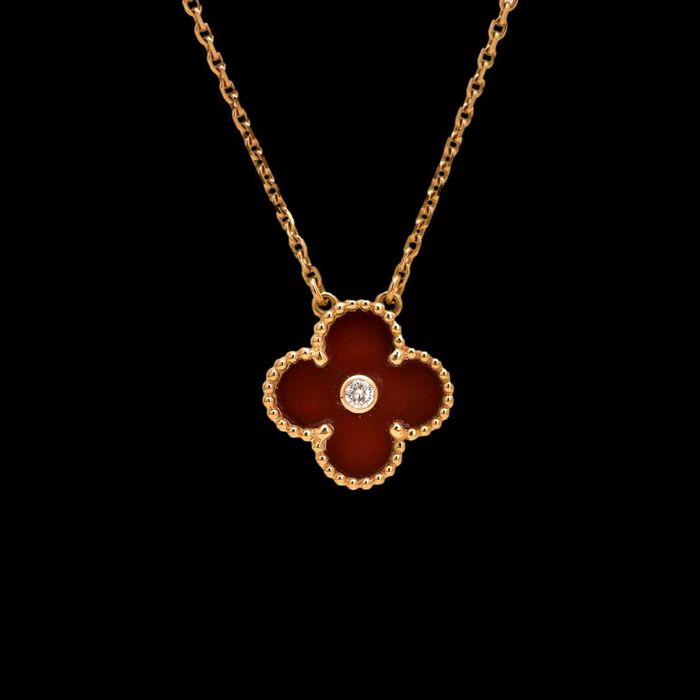 Van Cleef & Arpels VCA Rose Red Alhambra Diamond Clover Дамско Колие