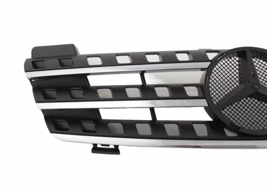 Решетка за Mercedes ML W164 (2005-2008) -хром/черна с хромлайсни.