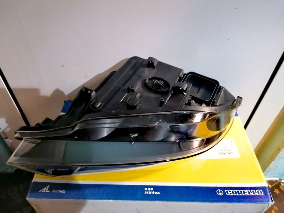 Фар Фарове за BMW Z4 E89 / БМВ З4 Е89 Bi-Xenon - Нов.