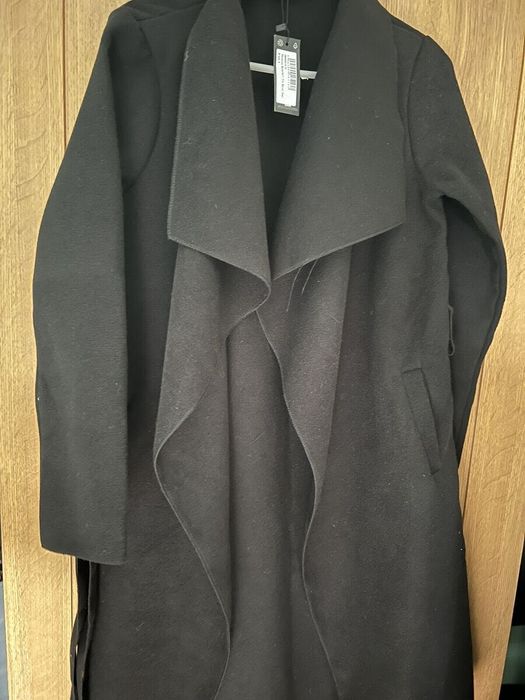 Дамско черно палто