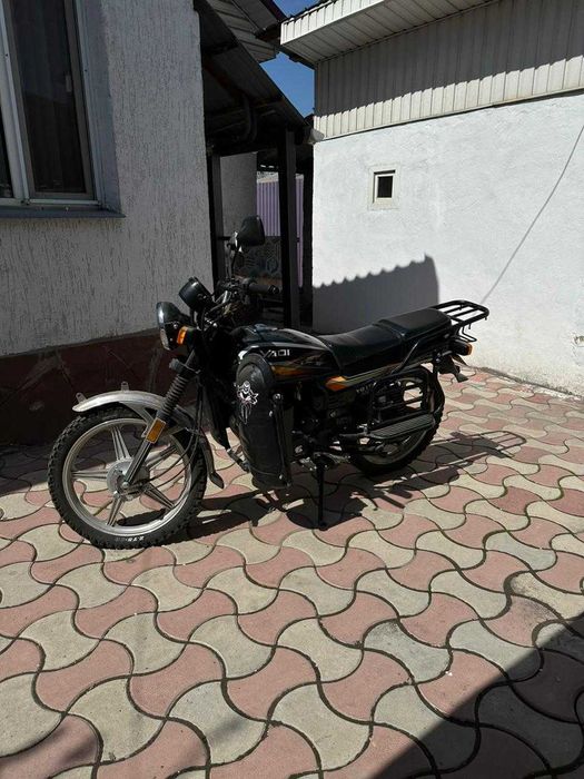 Продам мотоцикл якки