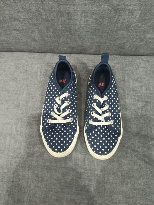 Продам макасы на девочку