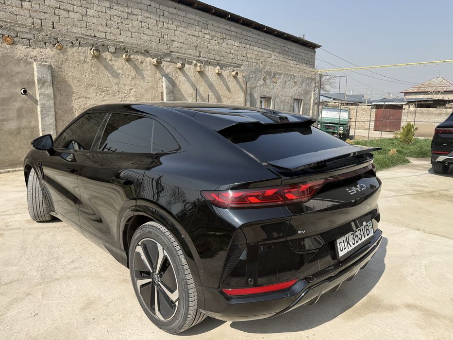 BYD SONG Л краскаси тозза уходенний мошина 4,4 секундда 100 га чикади