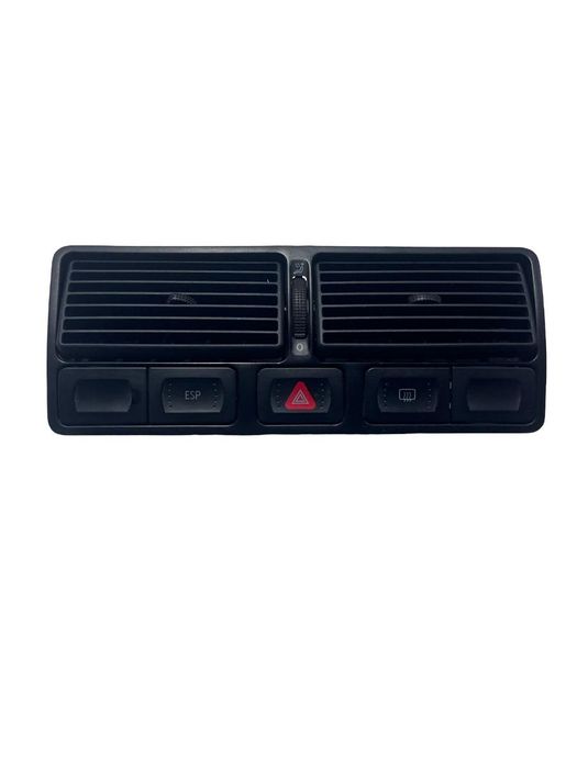 Grila De Ventilatie Bord Centrala Volkswagen Golf Iv 1J1 1997 - 2007 1J0819734