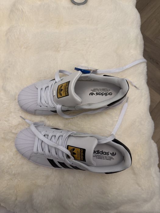 Кроссовки Adidas Superstar
