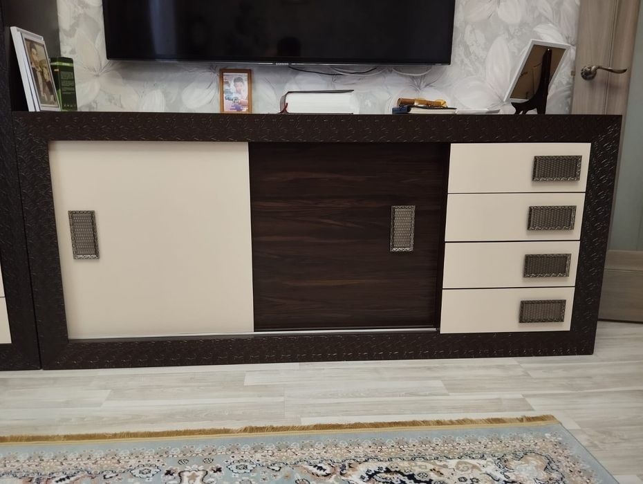 Сервант для посуды