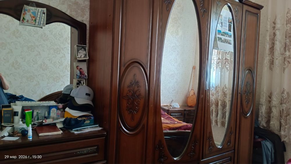 Спальный гарнитур б/у