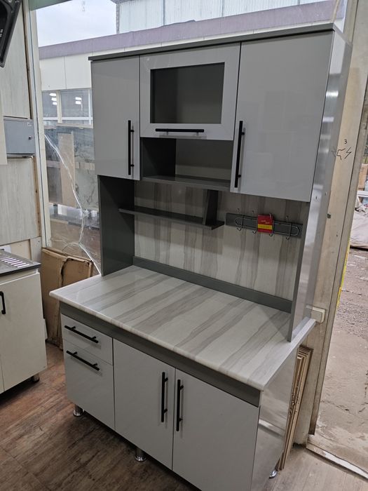 Кухонный  буфет мойка