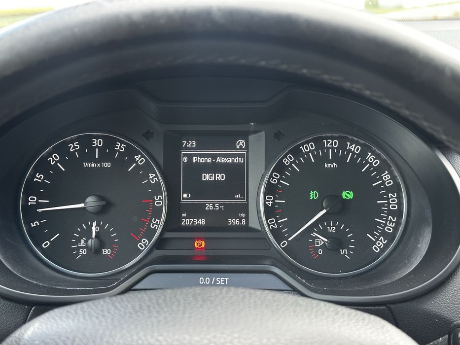 Inchiriere Auto cutie AUTOMATA / rent a car / Barlad / Vaslui  / Inchiriere masina