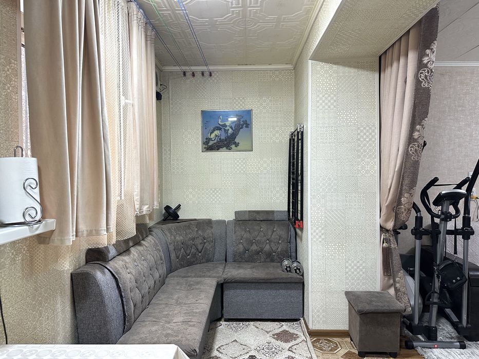 Продается 3-ех комн на 1-ом этаже. Ориентир на против Хокимията,Чехова