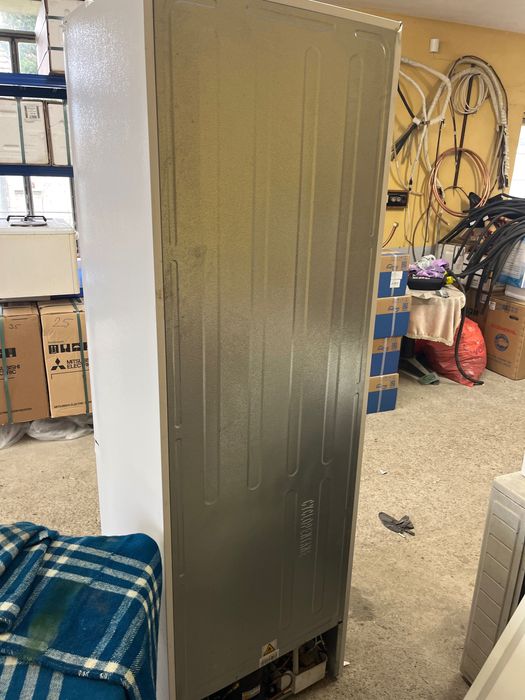 Хладилник arielli