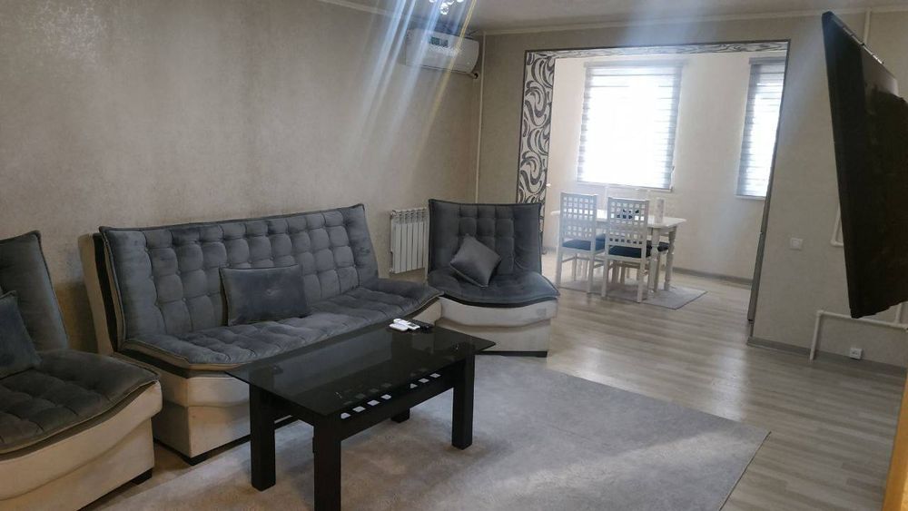 Чиланзар-1 кв 2/2/5.54м2 Срочно продам квартиру срочно