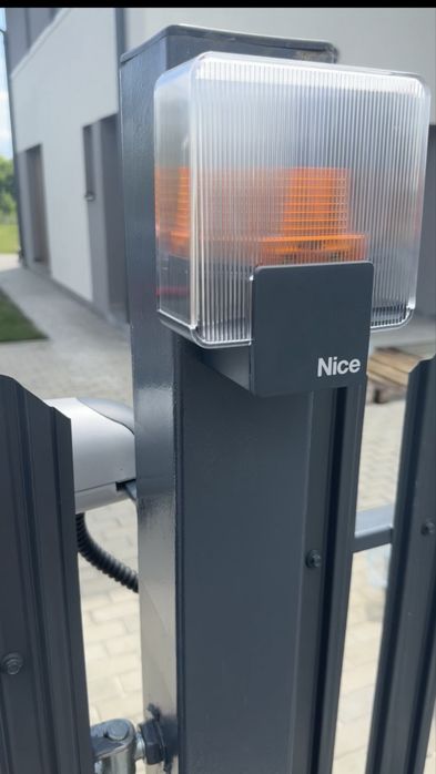 Automatizari porti culisante si batante/ video interfoane / deschidere cu telefonul
