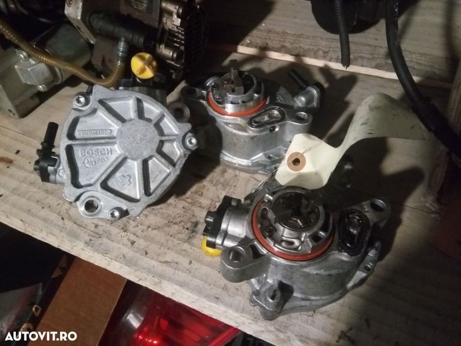 pompa vacuum 9804021880 1.6hdi ford citroen volvo